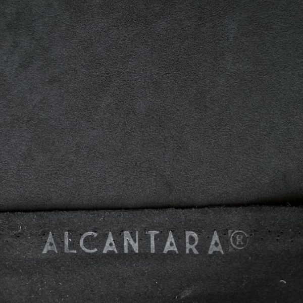 Алькантара не дублированная поролоном для обивки потолка, ширина 140 см, оригинал, основа микрофибра.